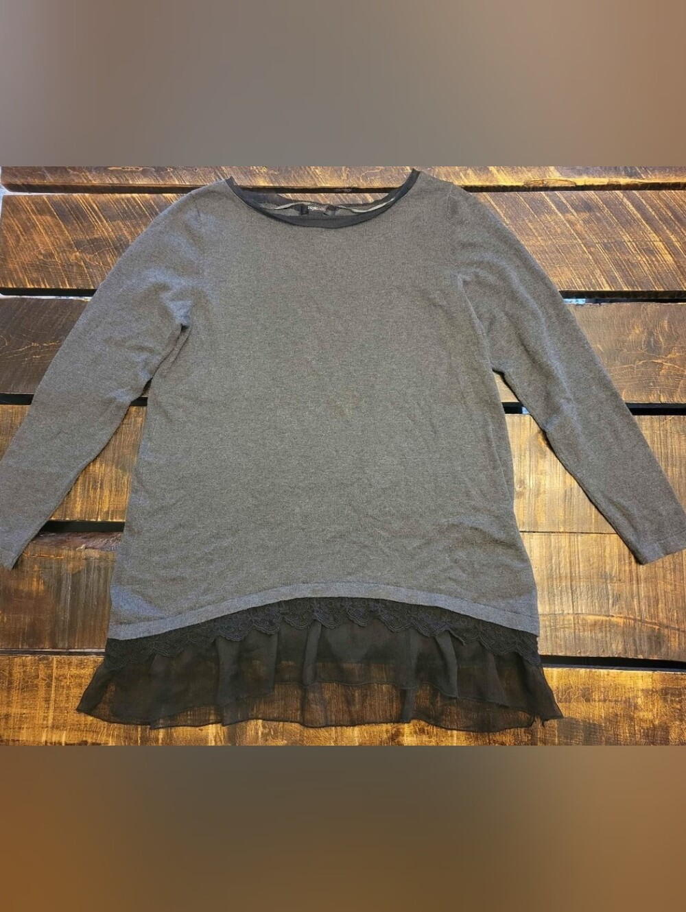 Soprano Gray Long Sleeve Top with Lace & Sheer Ruffle Hem Size Medium